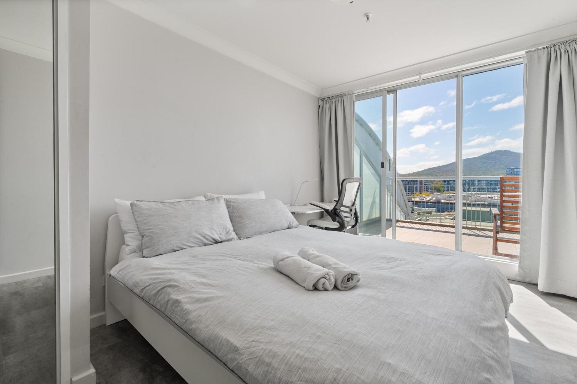 Spacious Ensuite Room In A City Centre Duplex Apartment-2 Canberra Exterior foto